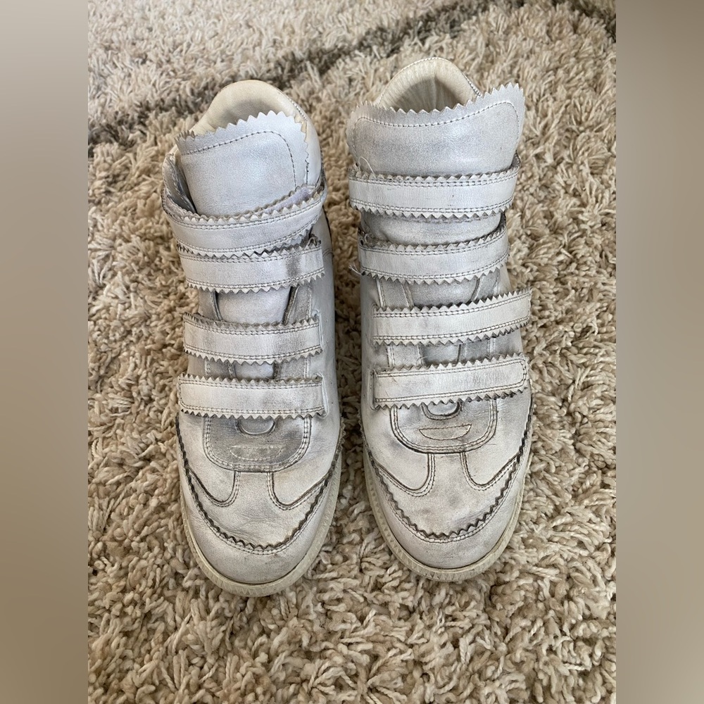 Isabel Marant Bilsy High Top Sneaker